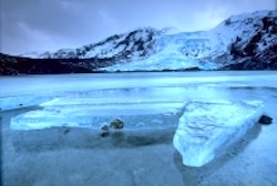 Modern glacier in Iceland. Image credit: Andreas Tille, http://fam-tille.de/island/winter/0213/2003_093.html